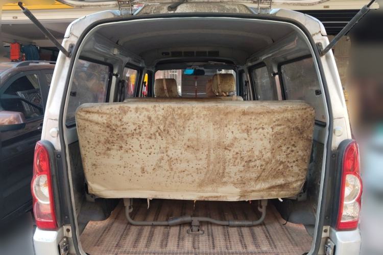 Used Wuling Rongguang 2011 1.2L Base Version Trunk