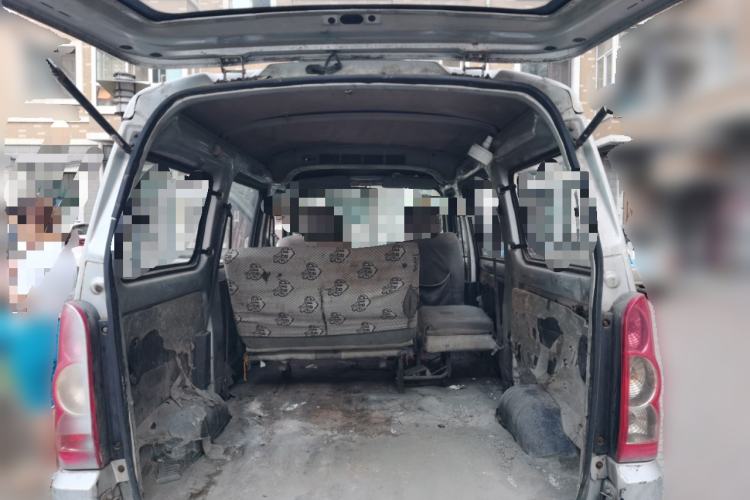 Used Wuling Rongguang 2011 1.2L Base Version Trunk