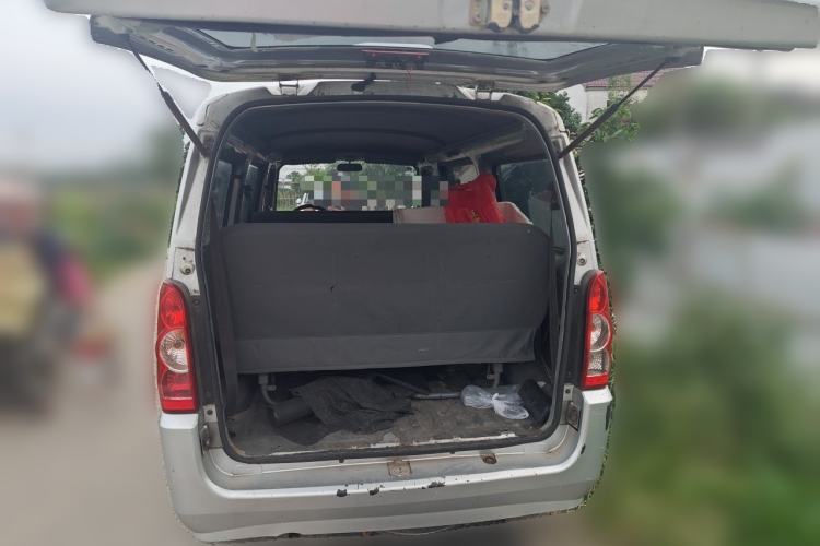 Used Wuling Rongguang 2011 1.2L Base Version Trunk