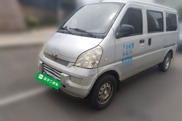 Ojetý Wuling Rongguang 2011 1.2L Standard Version
