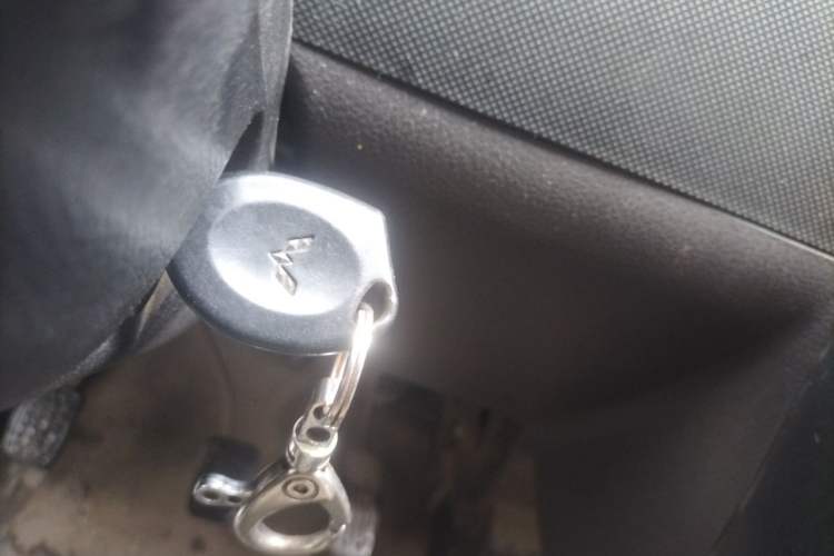 Used Wuling Rongguang 2011 1.2L Comfort Model Vehicle Key