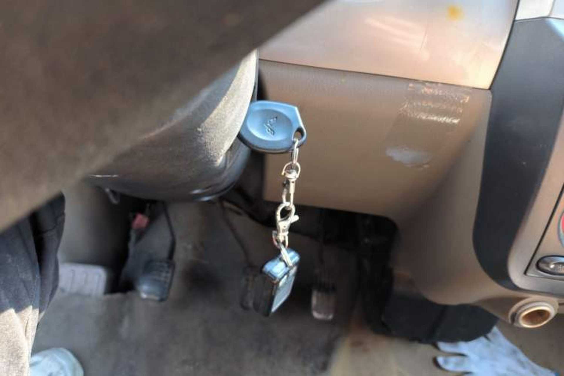 Used Wuling Rongguang 2011 1.2L Base Version Vehicle Key