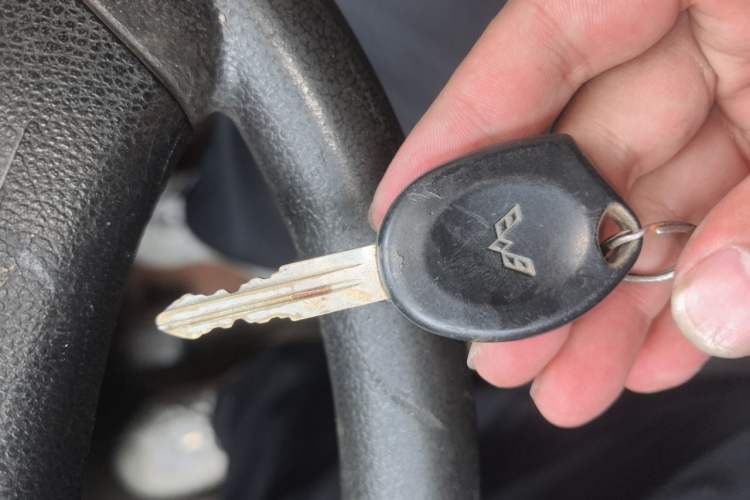 Used Wuling Rongguang 2011 1.2L Comfort Model Vehicle Key