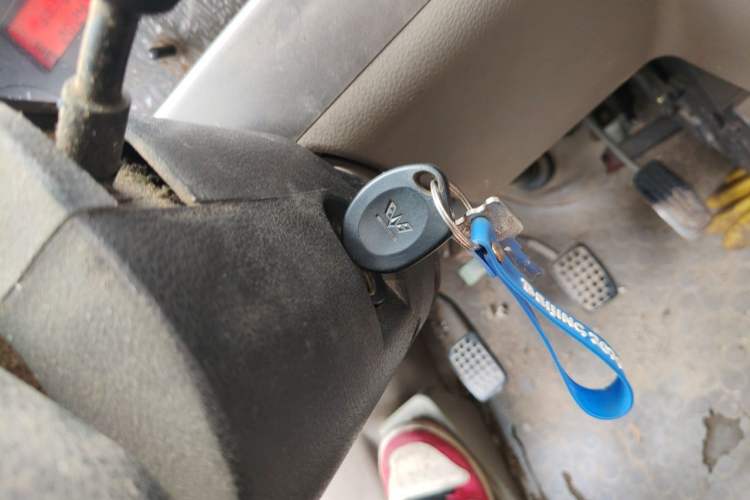 Used Wuling Rongguang 2011 1.2L Comfort Model Vehicle Key