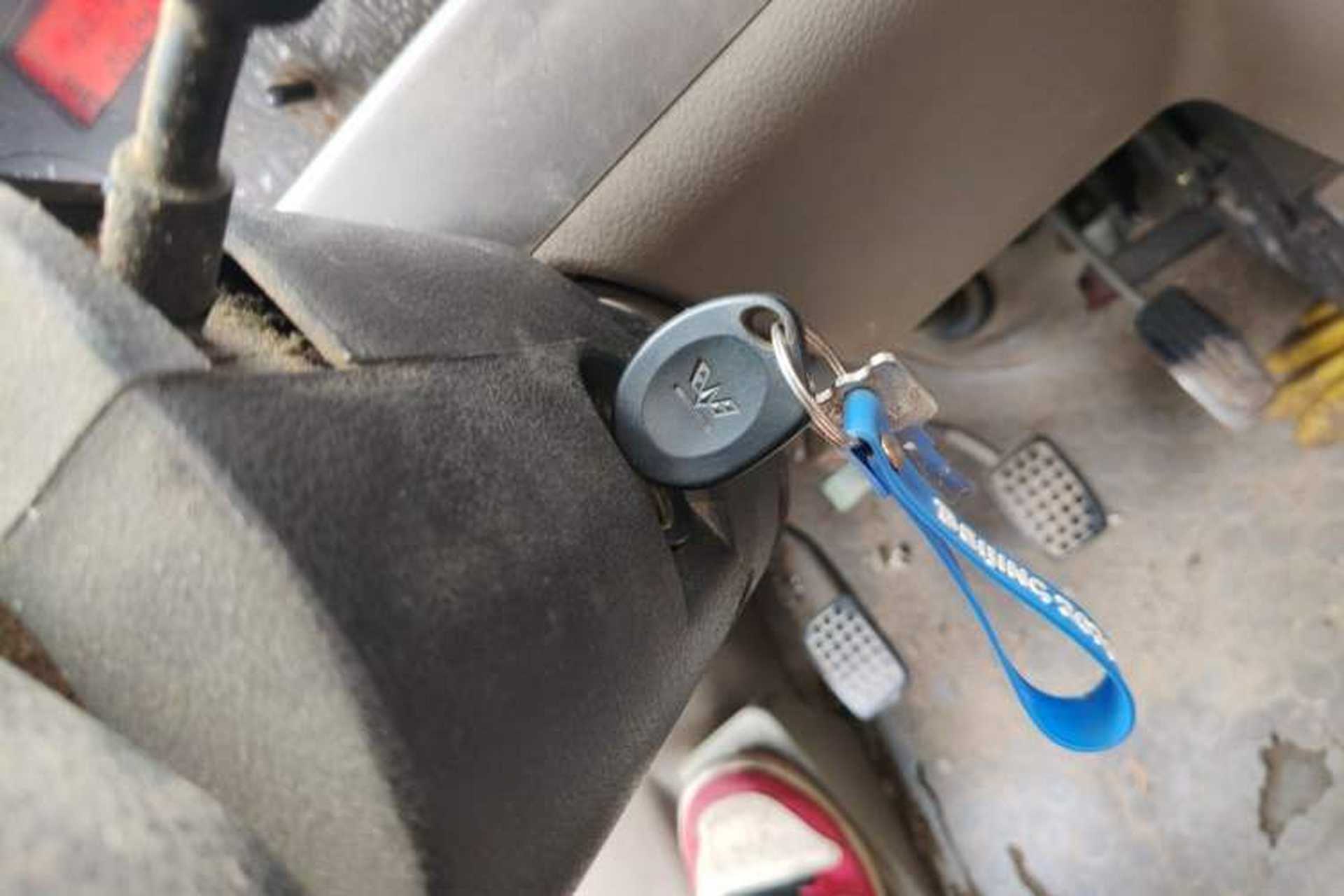 Used Wuling Rongguang 2011 1.2L Comfort Model Vehicle Key