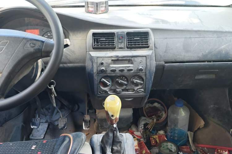 Used Wuling Rongguang 2011 1.2L Base Version Audio And AC Panel