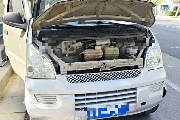 Used Wuling Rongguang 2011 1.2L Base Version Engine Bay