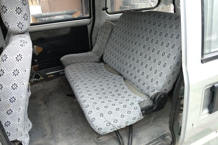 Used Wuling Rongguang 2011 1.2L Base Version Left Rear Seat