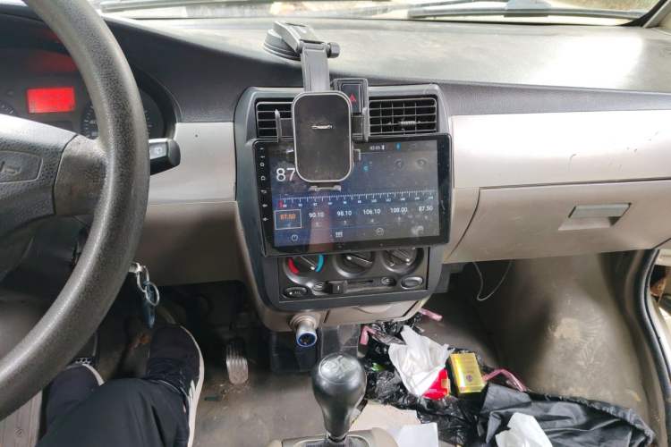 Used Wuling Rongguang 2011 1.2L Standard Version Audio And AC Panel