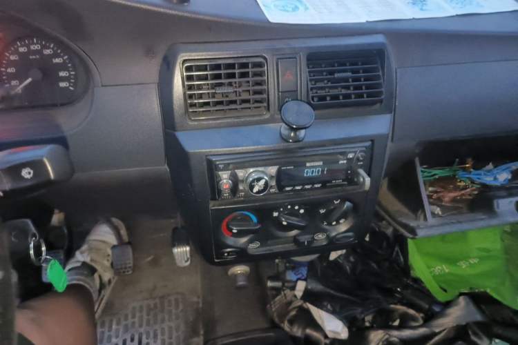 Used Wuling Rongguang 2011 1.2L Base Version Audio And AC Panel