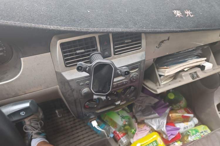 Used Wuling Rongguang 2011 1.2L Standard Version Audio And AC Panel