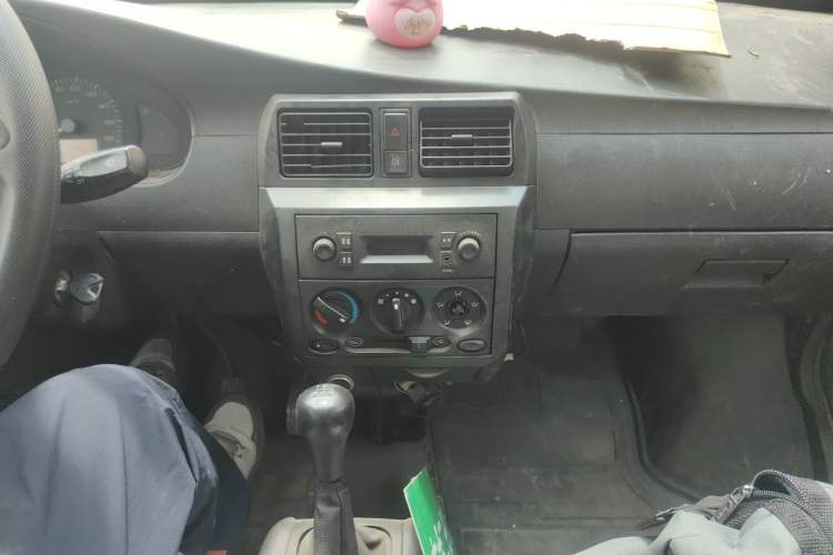 Used Wuling Rongguang 2011 1.2L Base Version Audio And AC Panel
