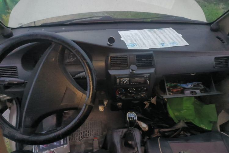 Used Wuling Rongguang 2011 1.2L Base Version Center Console