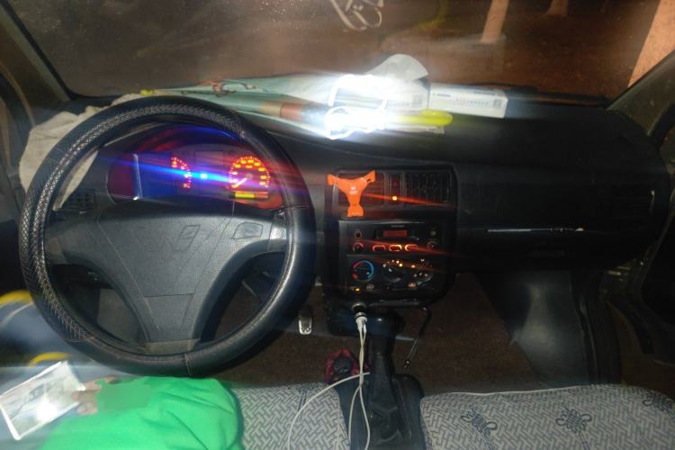 Used Wuling Rongguang 2011 1.2L Base Version Center Console