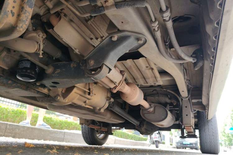 Used Wuling Rongguang 2011 1.2L Standard Version Chassis Front Left