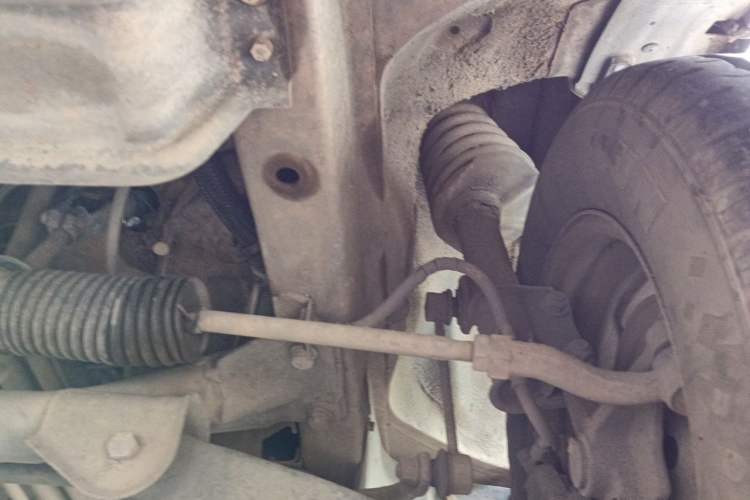 Used Wuling Rongguang 2011 1.2L Comfort Model Chassis Front Left