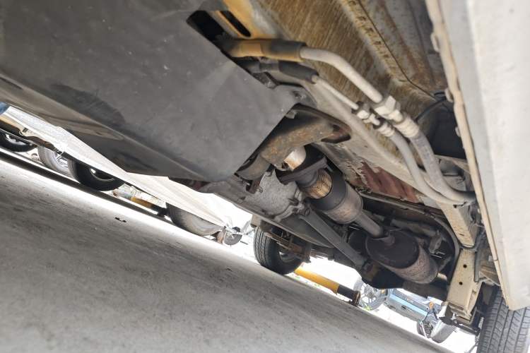 Used Wuling Rongguang 2011 1.2L Standard Version Chassis Front Left