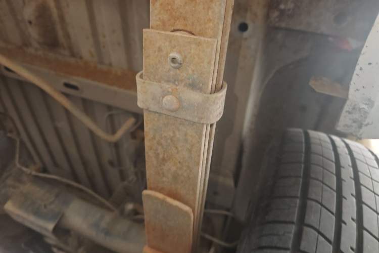 Used Wuling Rongguang 2011 1.2L Standard Version Chassis Front Left
