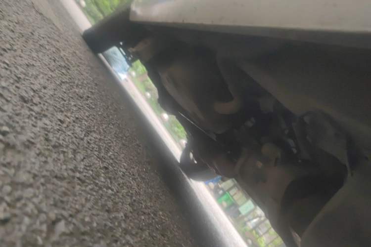 Used Wuling Rongguang 2011 1.2L Standard Version Chassis Front Right