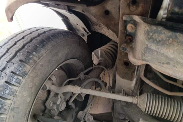 Used Wuling Rongguang 2011 1.2L Comfort Model Chassis Front Right