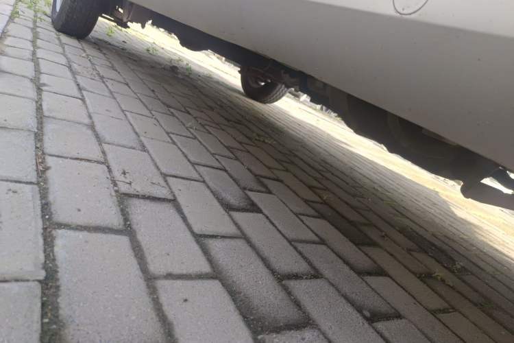 Used Wuling Rongguang 2011 1.2L Standard Version Chassis Front Right