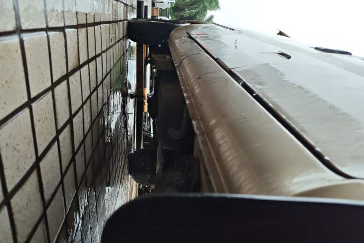 Used Wuling Rongguang 2011 1.2L Base Version Chassis Front Right