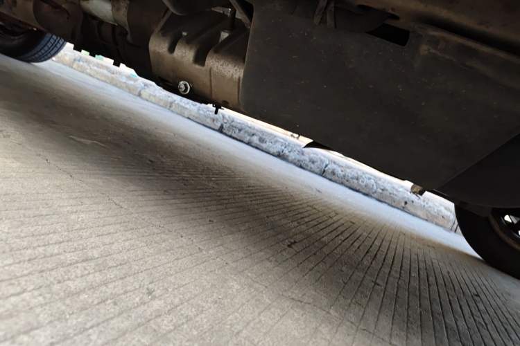 Used Wuling Rongguang 2011 1.5L Base Version Chassis Front Right