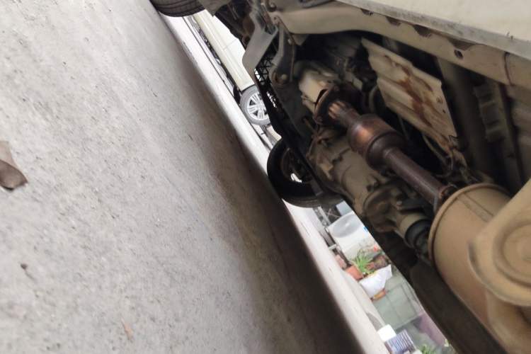 Used Wuling Rongguang 2011 1.2L Standard Version Chassis Rear Left