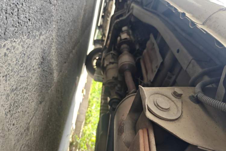 Used Wuling Rongguang 2011 1.2L Base Version Chassis Rear Left
