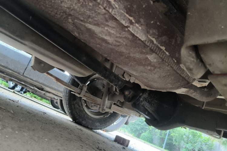Used Wuling Rongguang 2011 1.2L Standard Version Chassis Rear Left