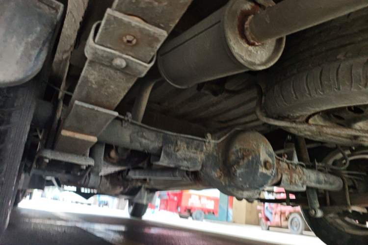 Used Wuling Rongguang 2011 1.2L Standard Version Chassis Rear Left