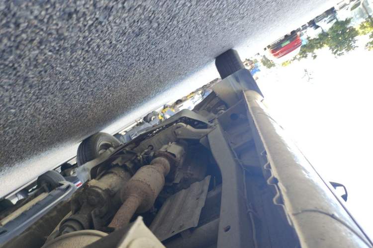 Used Wuling Rongguang 2011 1.2L Base Version Chassis Rear Left