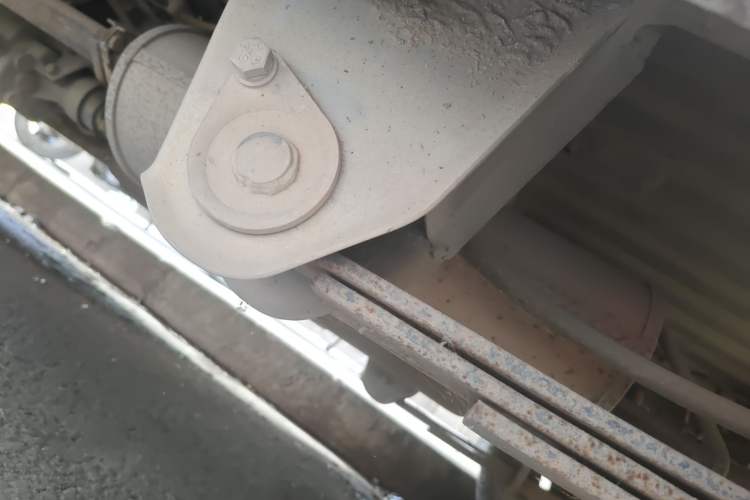 Used Wuling Rongguang 2011 1.2L Base Version Chassis Rear Left
