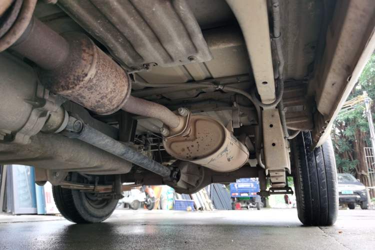 Used Wuling Rongguang 2011 1.2L Base Version Chassis Rear Left