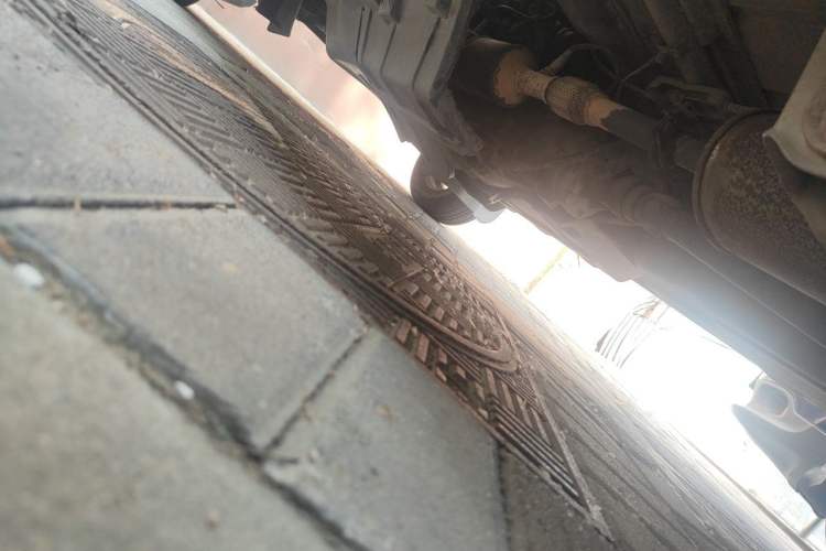 Used Wuling Rongguang 2011 1.2L Comfort Model Chassis Rear Left