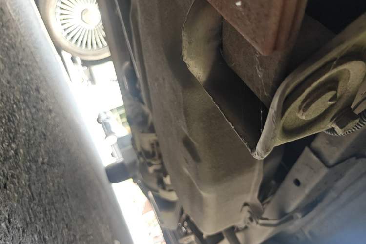 Used Wuling Rongguang 2011 1.2L Base Version Chassis Rear Right