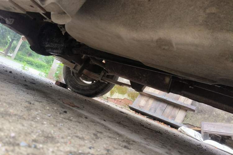 Used Wuling Rongguang 2011 1.2L Standard Version Chassis Rear Right