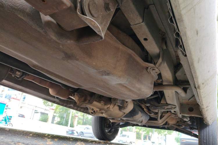 Used Wuling Rongguang 2011 1.2L Standard Version Chassis Rear Right