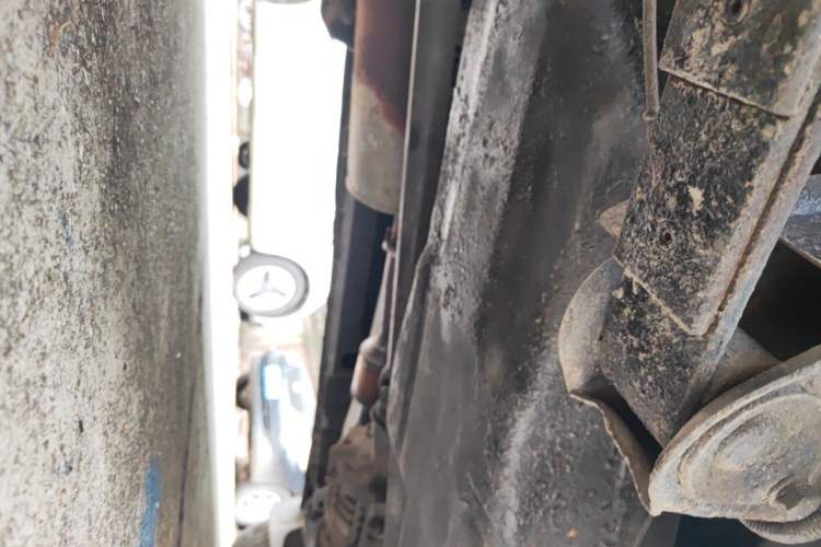 Used Wuling Rongguang 2011 1.2L Base Version Chassis Rear Right