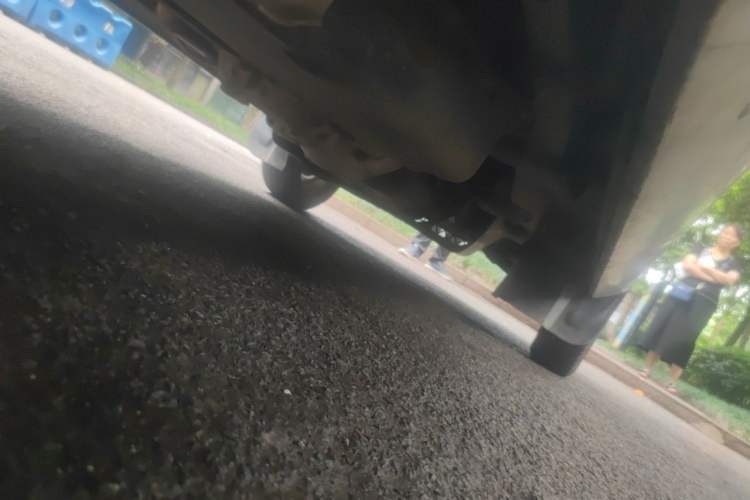 Used Wuling Rongguang 2011 1.2L Standard Version Chassis Rear Right
