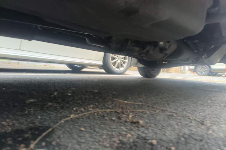 Used Wuling Rongguang 2011 1.2L Base Version Chassis Rear Right