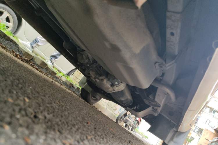 Used Wuling Rongguang 2011 1.2L Base Version Chassis Rear Right