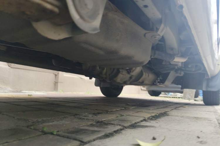 Used Wuling Rongguang 2011 1.5L Base Version Chassis Rear Right