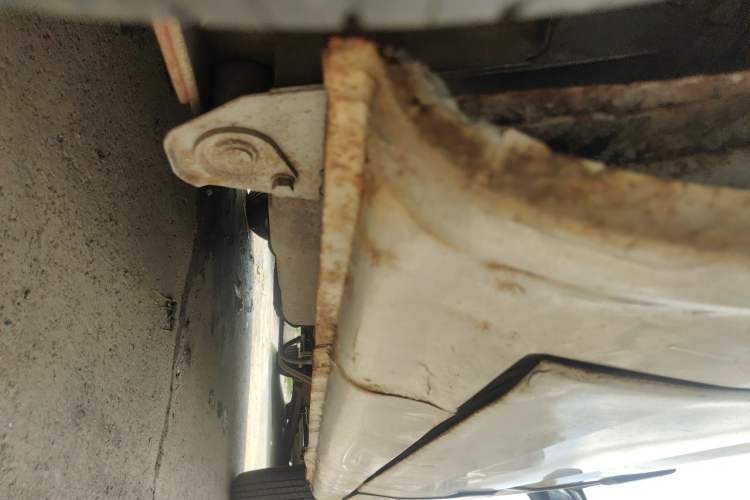 Used Wuling Rongguang 2011 1.2L Base Version Chassis Rear Right