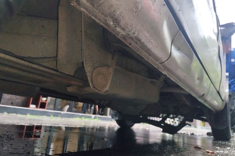 Used Wuling Rongguang 2011 1.2L Comfort Model Chassis Rear Right