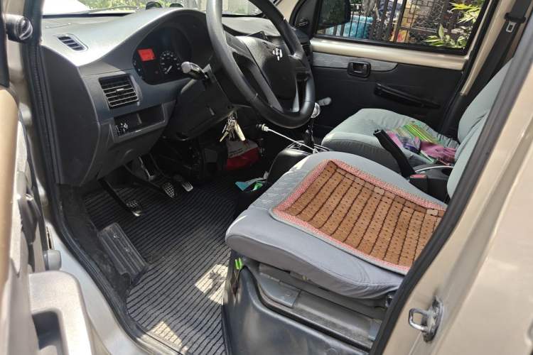 Used Wuling Rongguang 2011 1.2L Base Version Driver Seat
