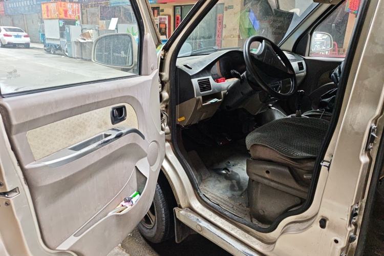 Used Wuling Rongguang 2011 1.2L Standard Version Driver Seat