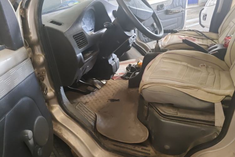 Used Wuling Rongguang 2011 1.2L Base Version Driver Seat