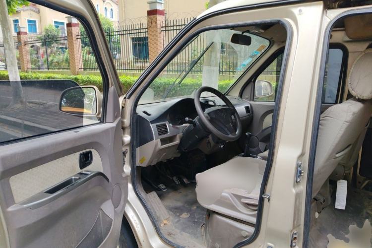 Used Wuling Rongguang 2011 1.2L Standard Version Driver Seat