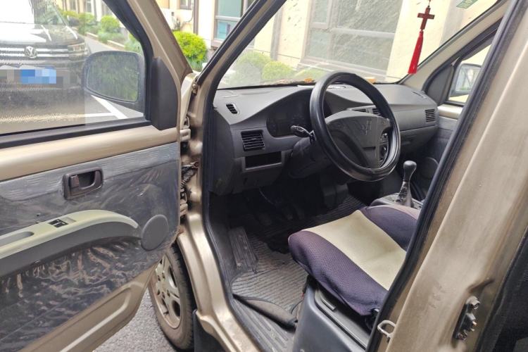 Used Wuling Rongguang 2011 1.2L Base Version Driver Seat